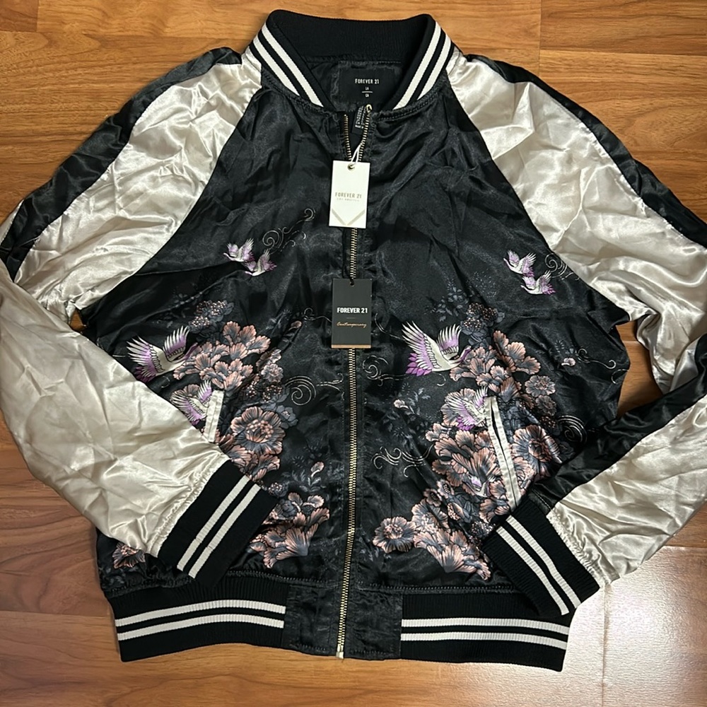 NWT Forever 21 Contemporary Bomber Style Zipper Front Jacket